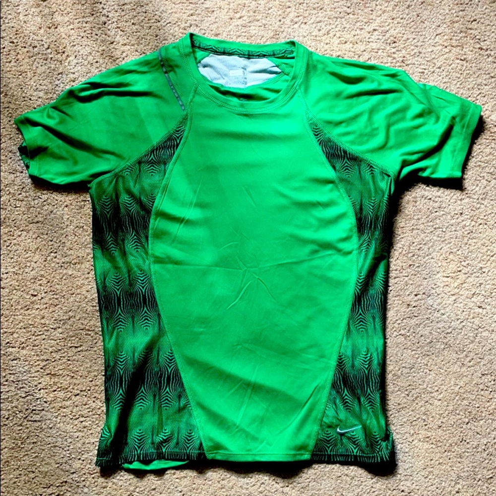 Women’s Nike fit dry small green athletic shirt